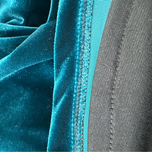 SOLD OUT ITEM - Picture 15 of 16